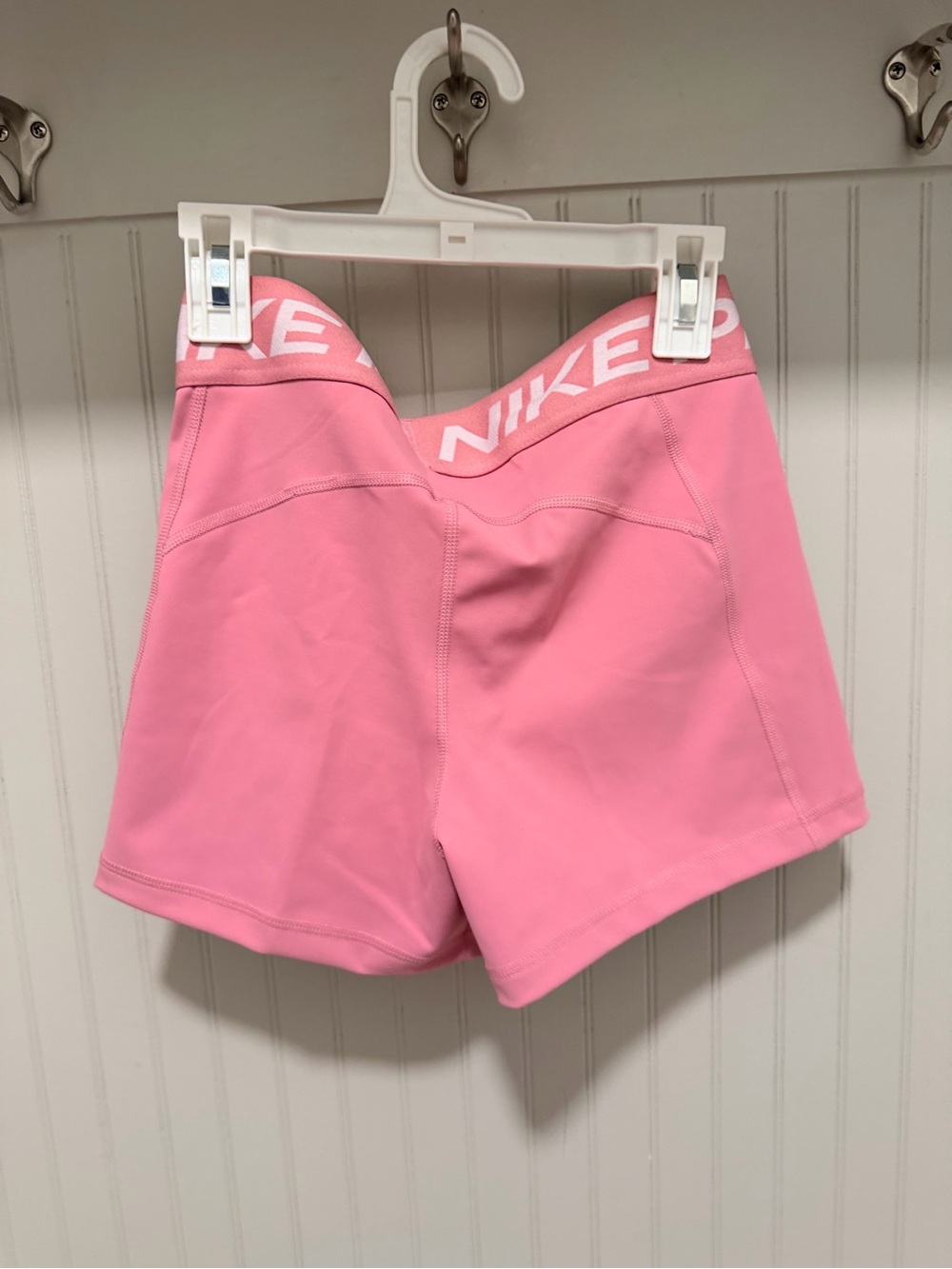Nike Pink Performance Compression Shorts - Picture 3 of 3